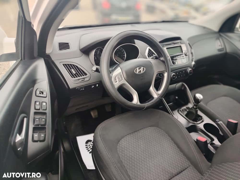 Hyundai ix35 1.7 CRDI 2WD Comfort - 10