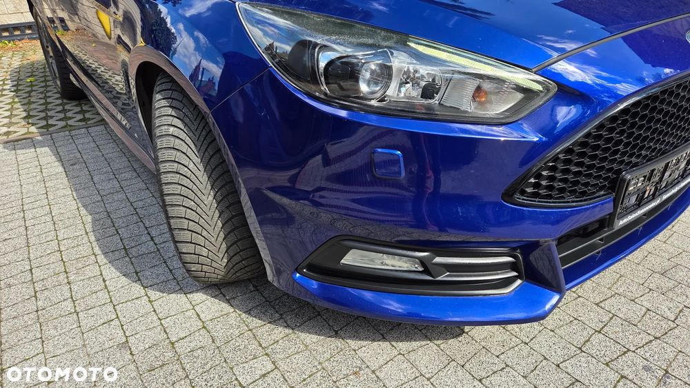 Ford Focus 2.0 TDCi ST-2 - 11