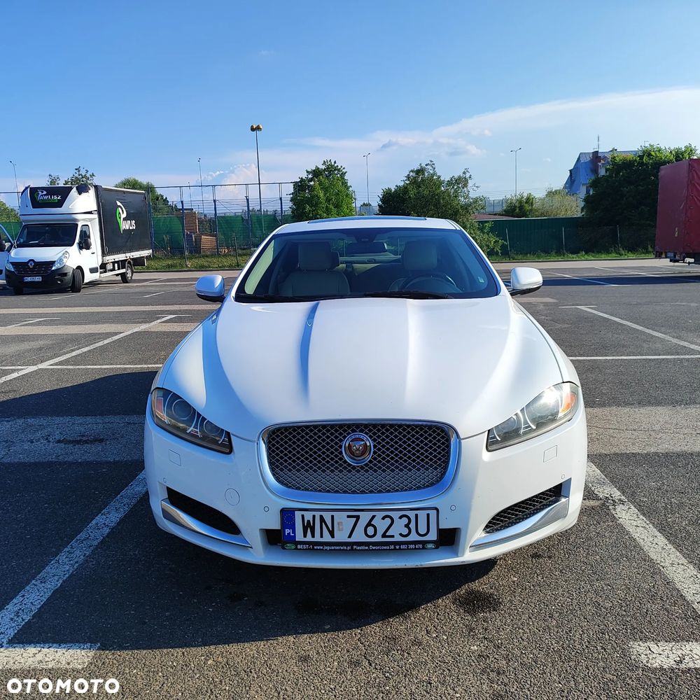 Jaguar XF 2.0 T Classic - 1