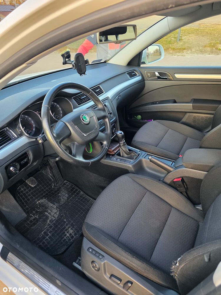 Skoda Superb 2.0 TDI Comfort - 10