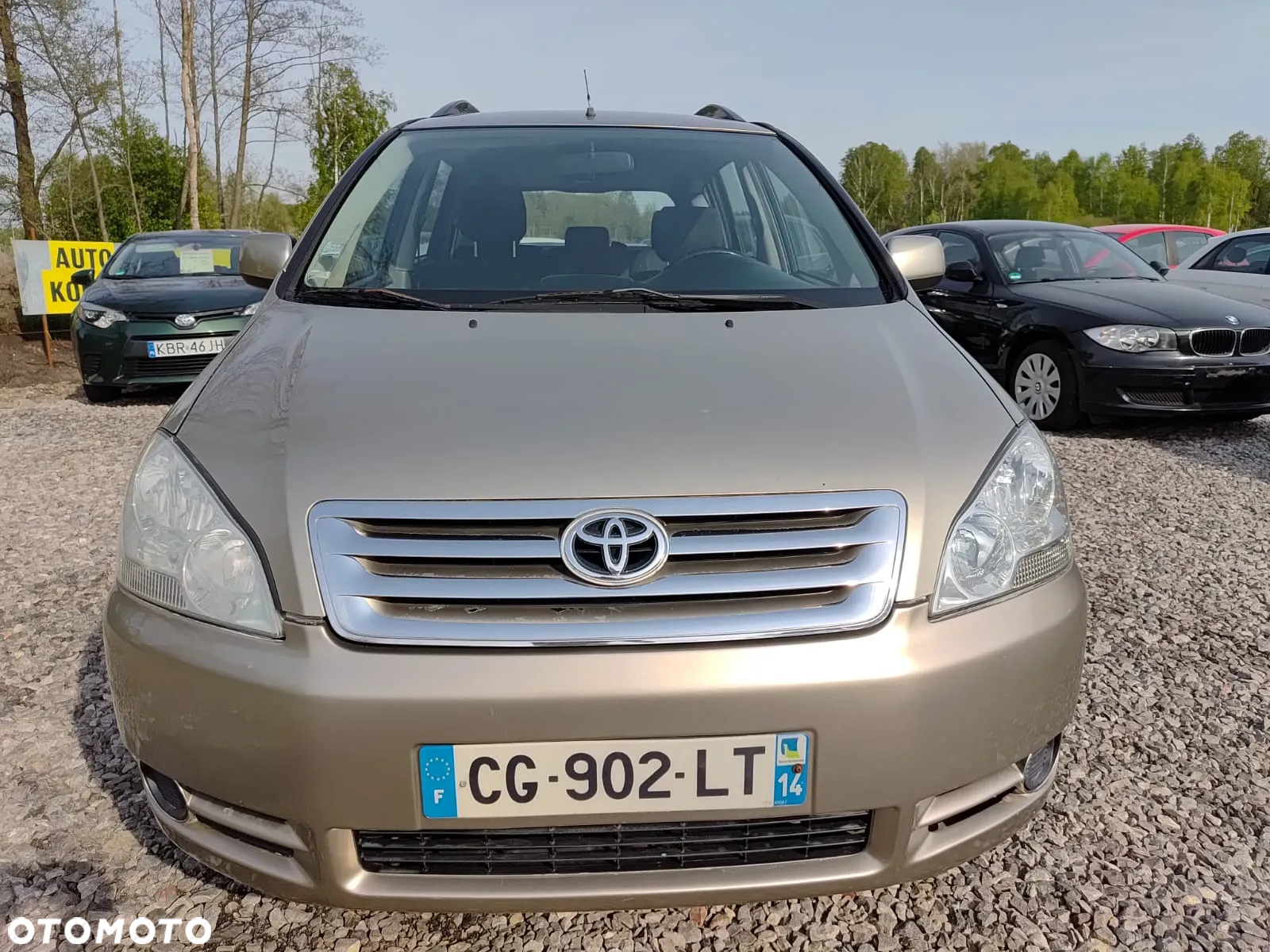 Toyota Avensis Verso D-4D - 2