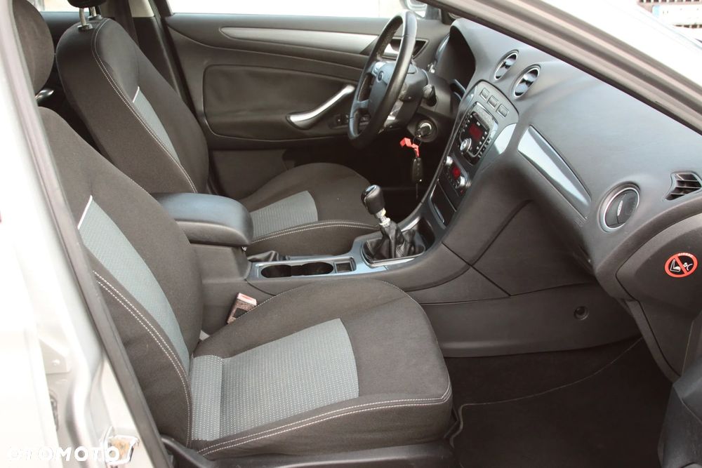 Ford Mondeo 2.0 TDCi Business Edition - 15