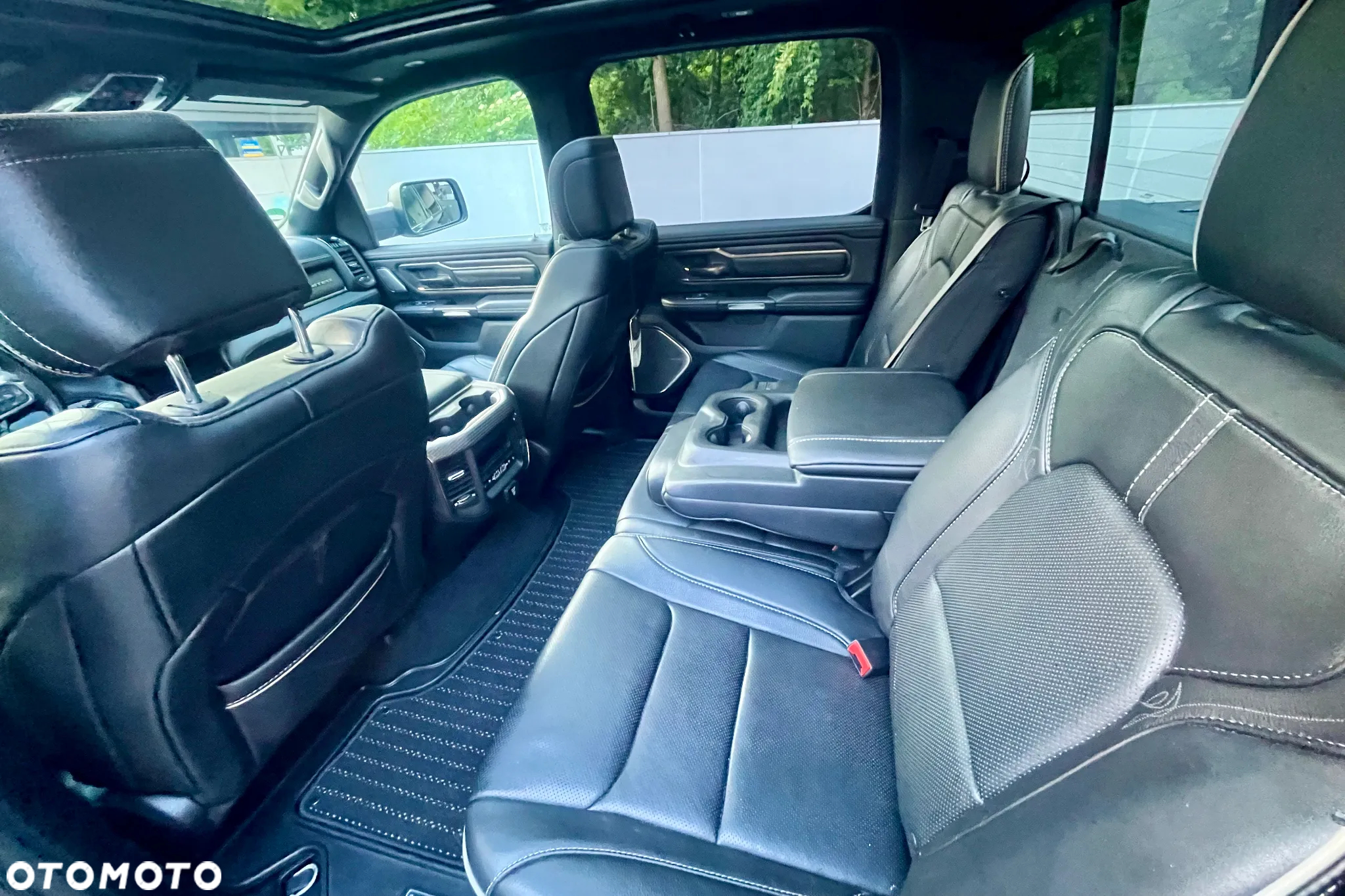 RAM 1500 5.7 Crew Cab Limited - 23