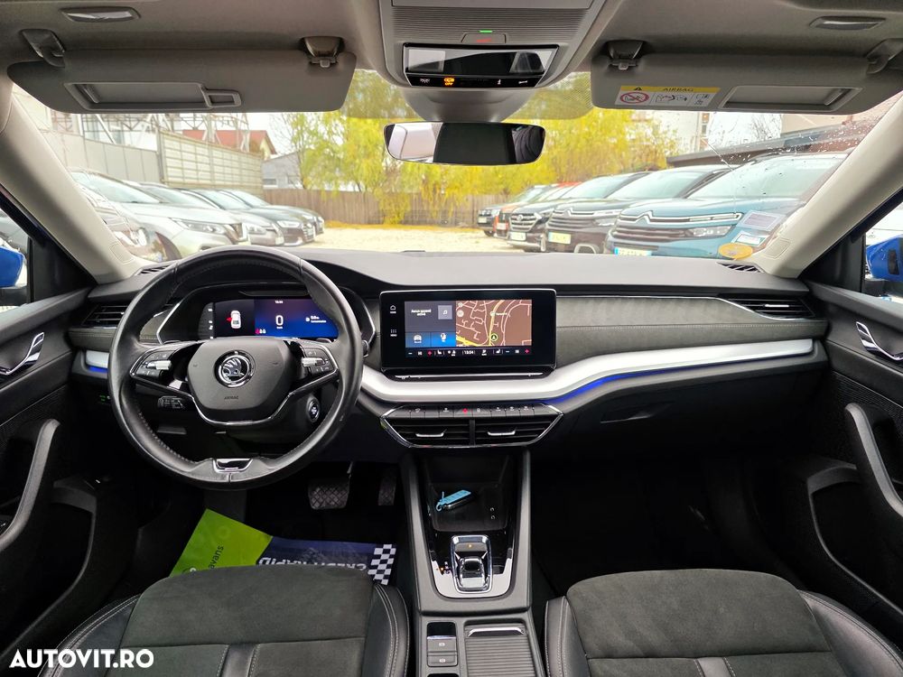 Skoda Octavia 2.0 TDI DSG Sportline - 25