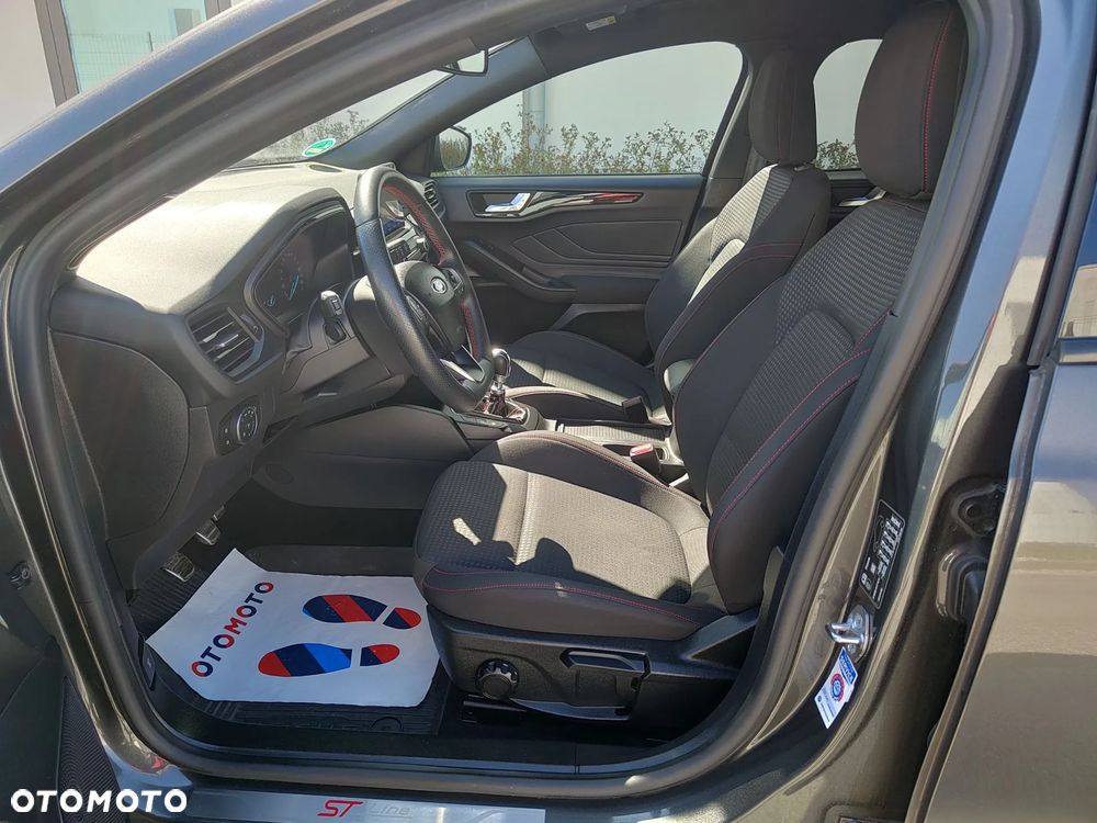Ford Focus 1.5 EcoBlue Start-Stopp-System ST-LINE X - 15