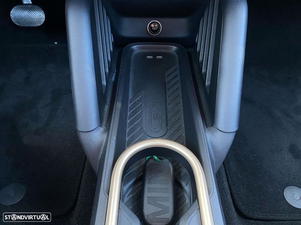 MINI 3 Portas Cooper E Classic S - 13