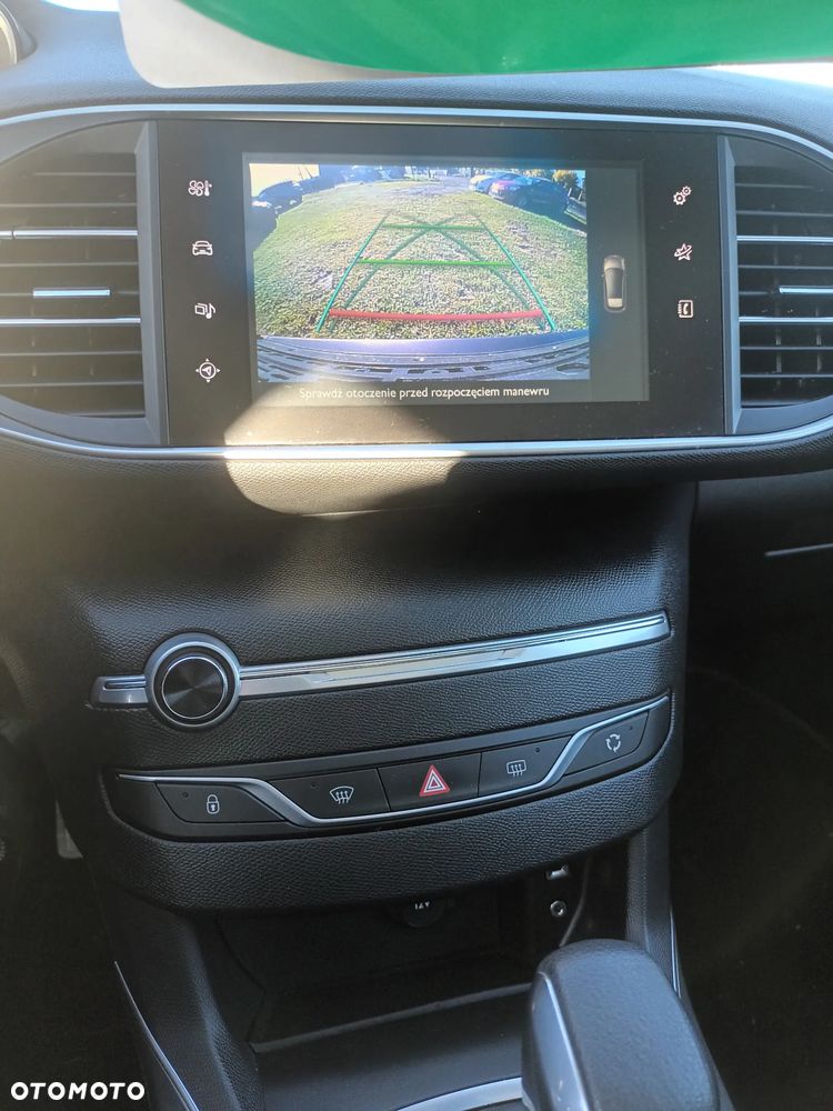 Peugeot 308 - 6