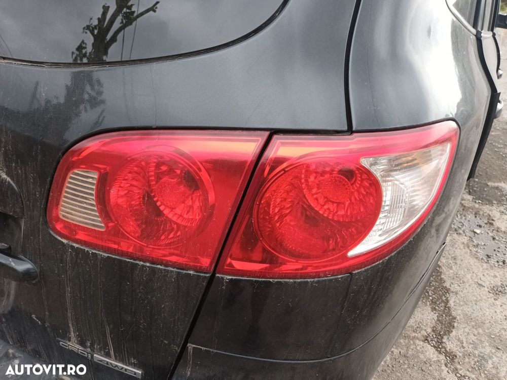 Dezmembrari  Hyundai SANTA FE 2 (CM)  2005  > 0000 2.2 CRDi GLS Motor - 8