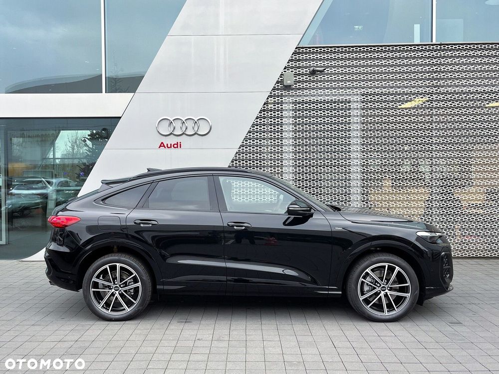 Audi Q5 Sportback - 1