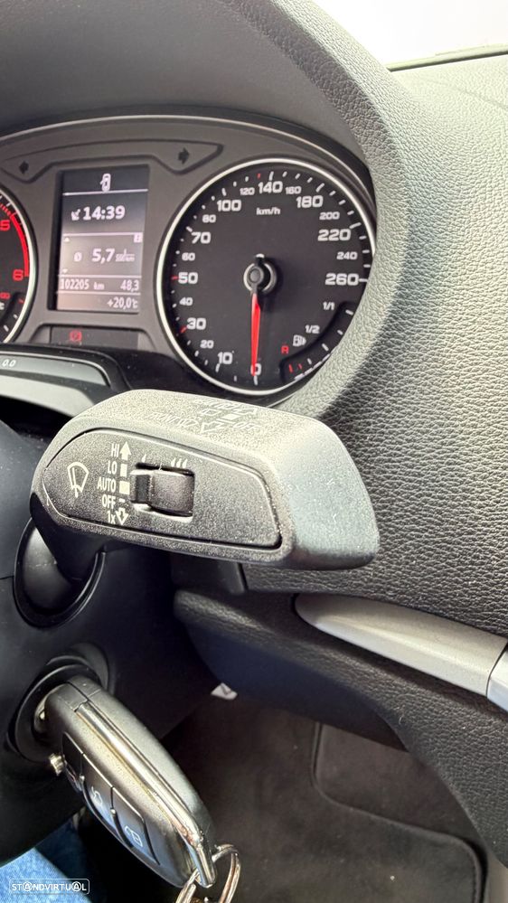 Audi A3 Sportback 30 TDI Design - 23