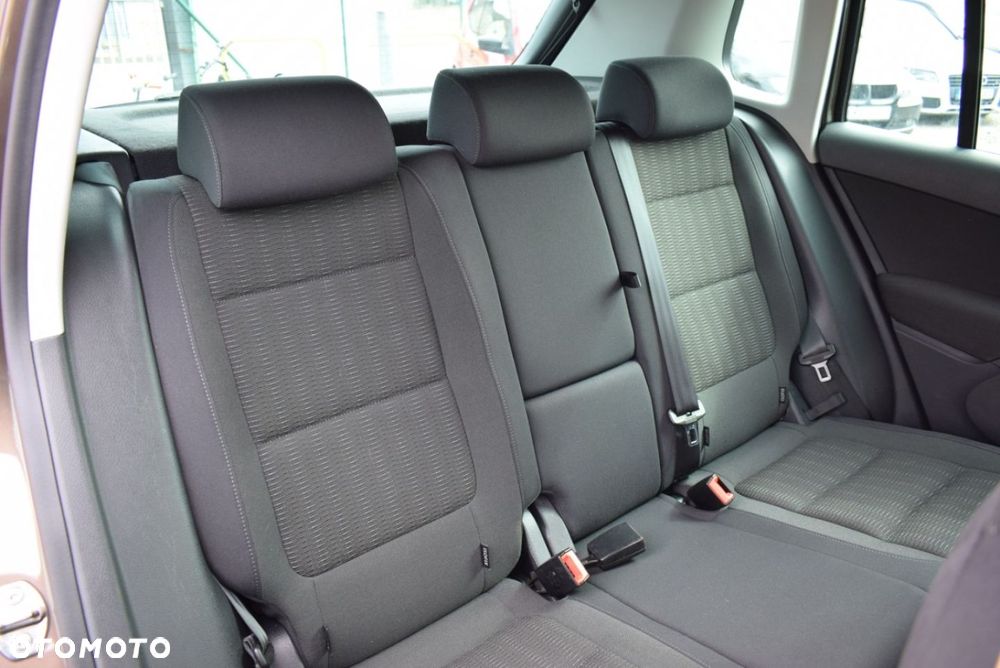 Volkswagen Tiguan - 21