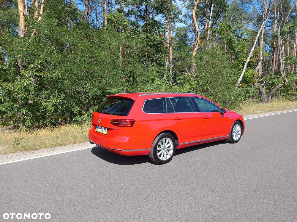 Volkswagen Passat 2.0 TDI SCR (BlueMotion Tech) 4Mot DSG Highline - 2