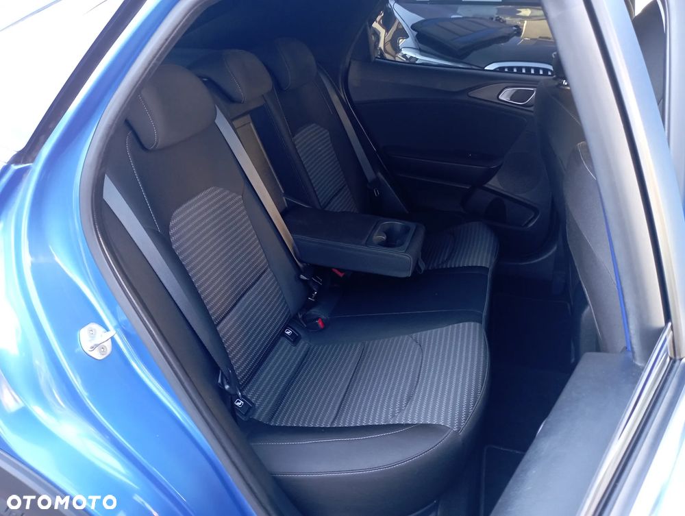 Kia XCeed 1.5 T-GDI M - 10