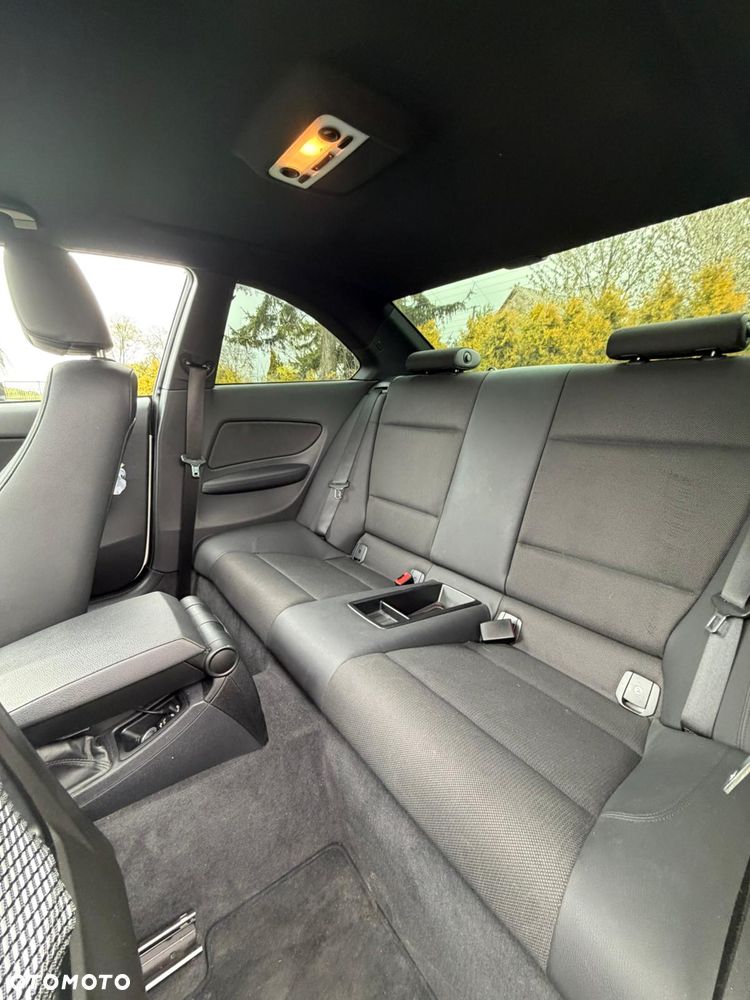 BMW Seria 1 118d - 8