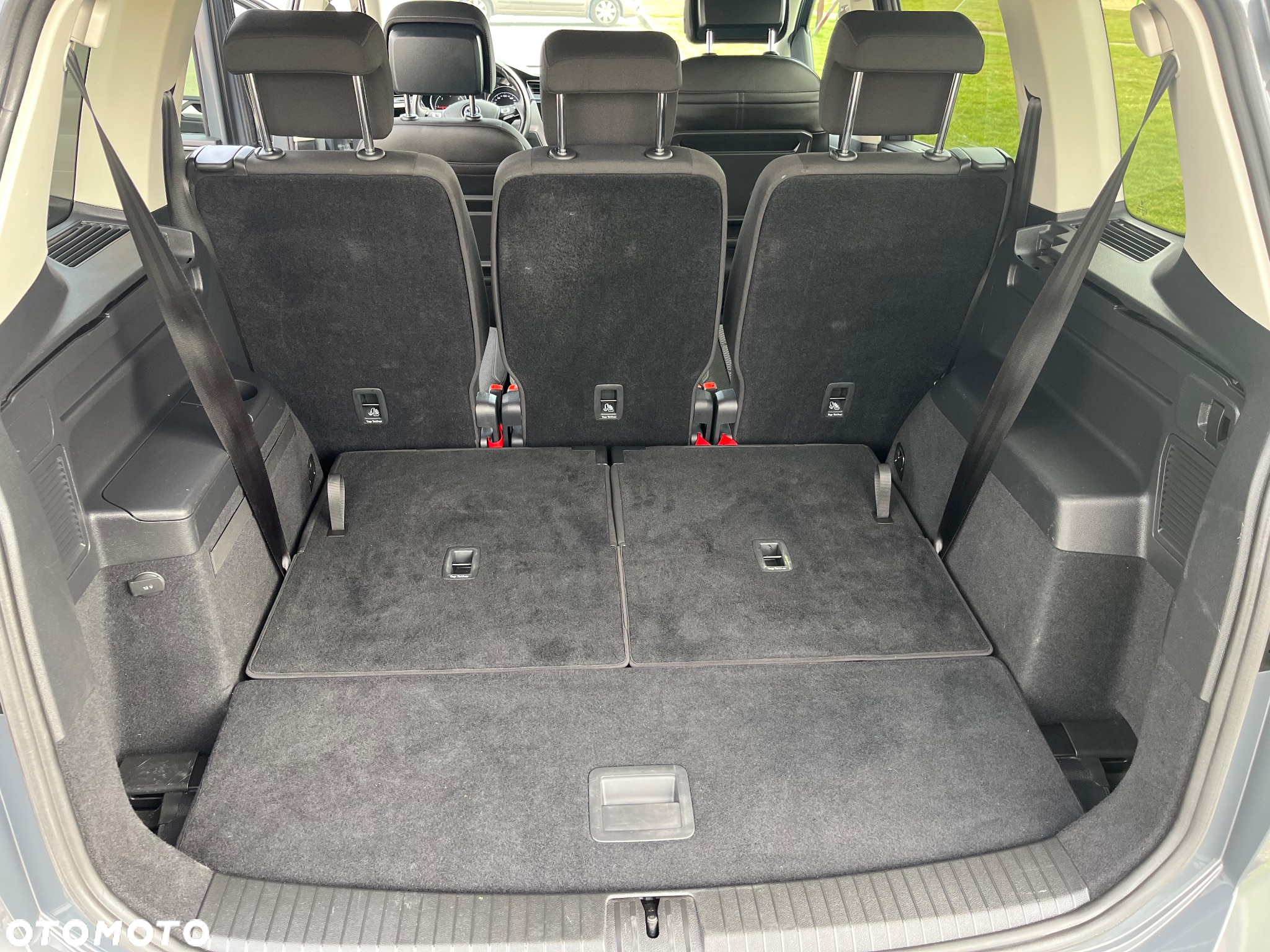 Volkswagen Touran 2.0 TDI SCR DSG Comfortline - 32