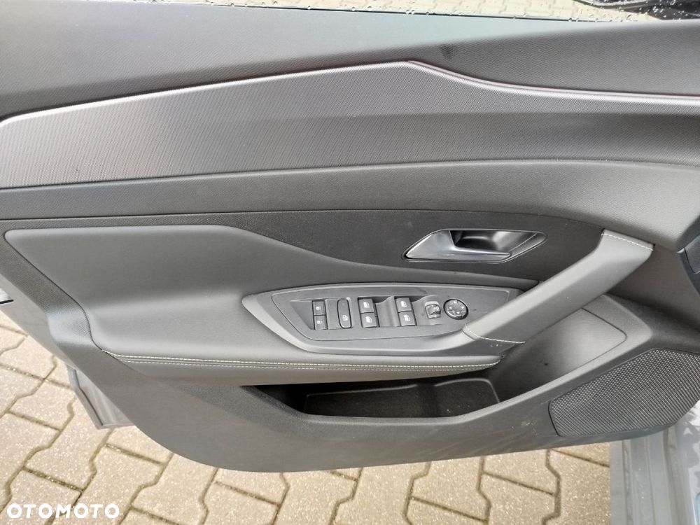 Peugeot 308 - 12