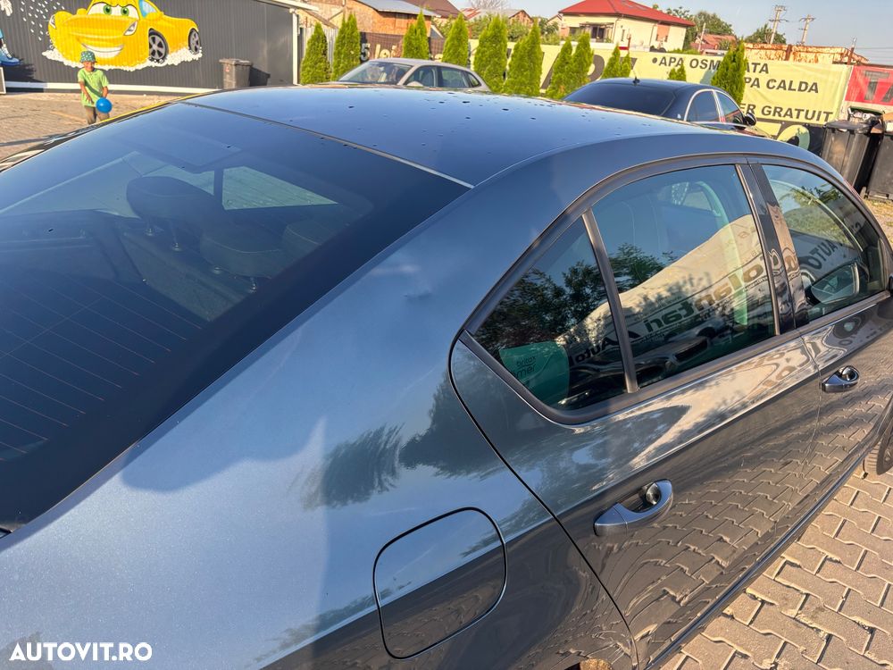 Skoda Octavia 2.0 TDI Ambition - 12