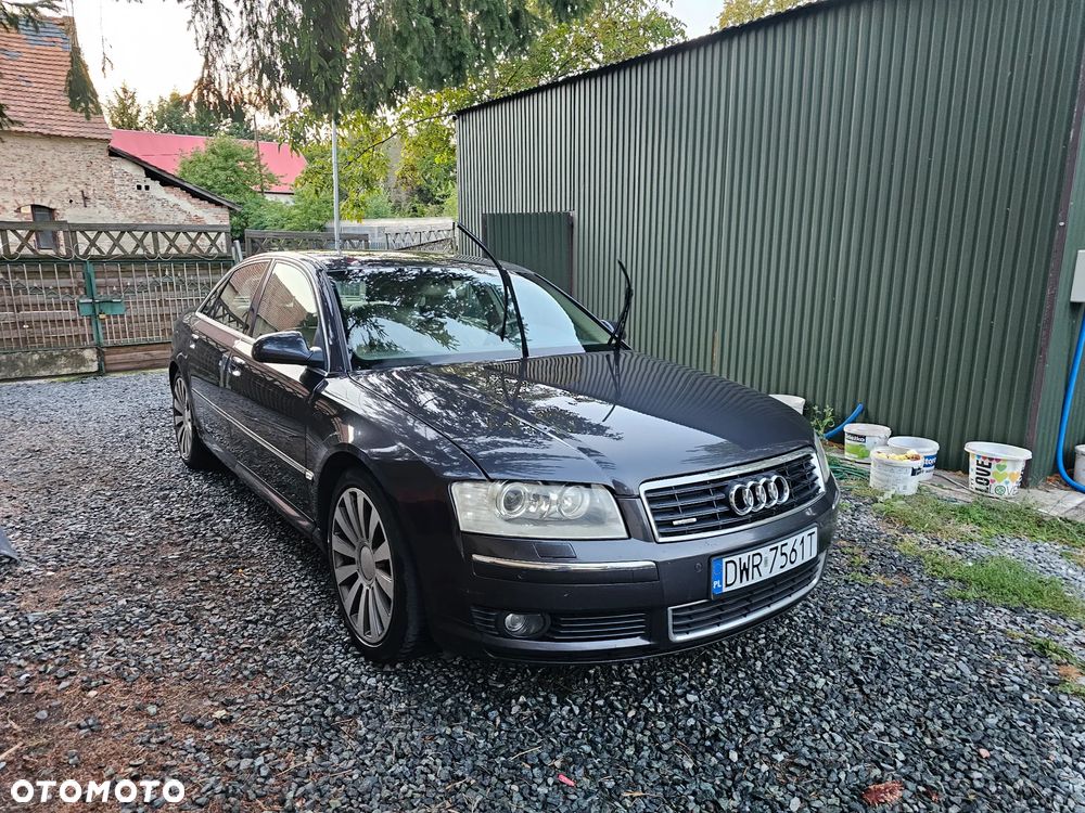 Audi A8 4.2 Quattro - 17