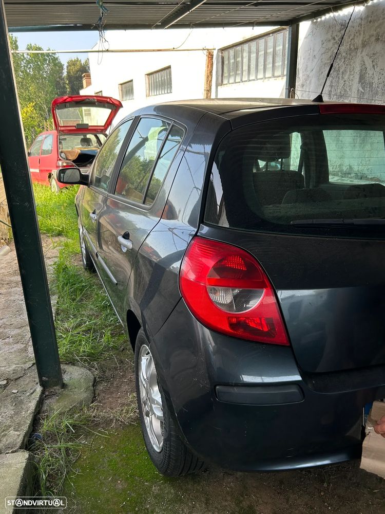 Renault Clio 1.2 16V Dynamique S - 18