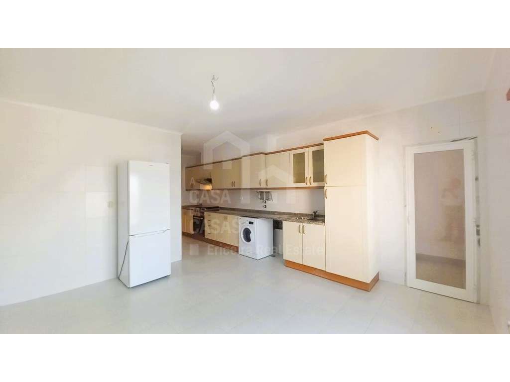 Arrenda Apartamento T3 - Ericeira, A Casa das Casas - Grande imagem: 3/30