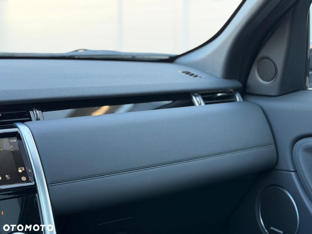 Land Rover Discovery Sport 2.0 D200 mHEV Dynamic SE - 19
