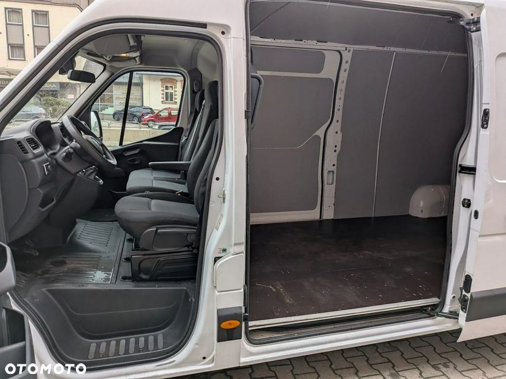 Renault Master - 25