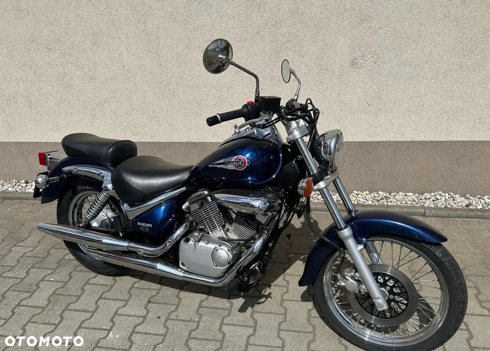 Suzuki Intruder - 29