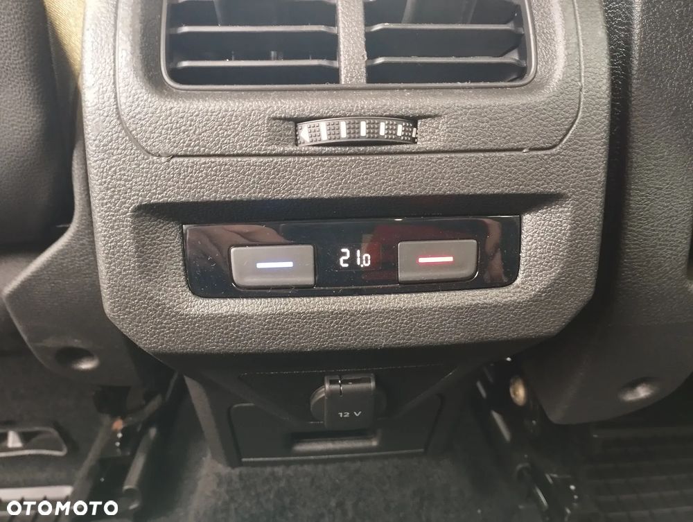 Volkswagen Touran 1.4 TSI BMT Comfortline - 18