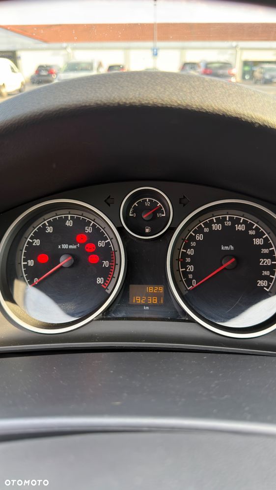 Opel Astra 1.6 Cosmo - 8