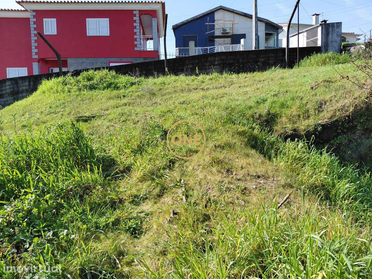 Local Calmo, Perto de Tudo: Terreno de 550 m2 em Cruz - Grande imagem: 4/13