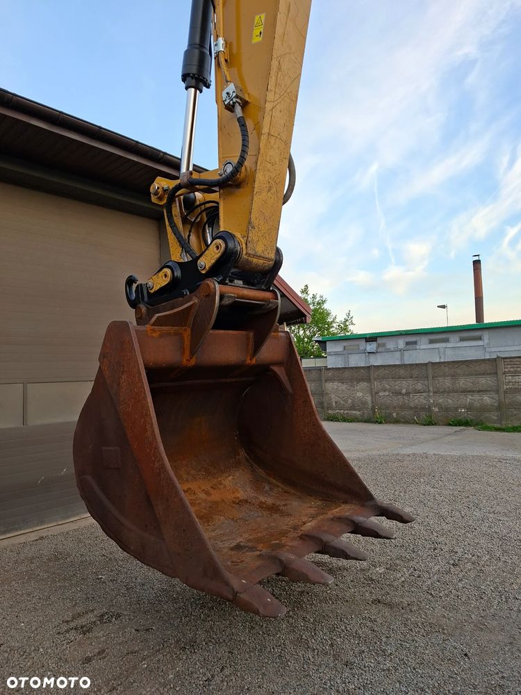 Caterpillar CAT 326 FL - 34