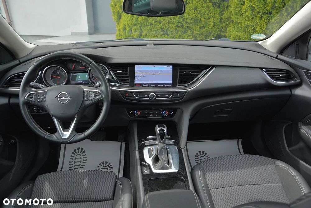 Opel Insignia 2.0 CDTI Cosmo - 17