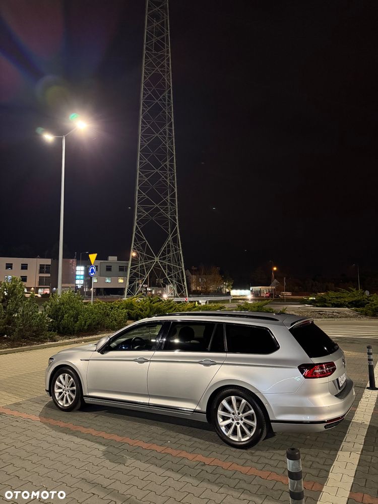 Volkswagen Passat 2.0 TDI Bi-Turbo BMT 4Mot Highline DSG - 28