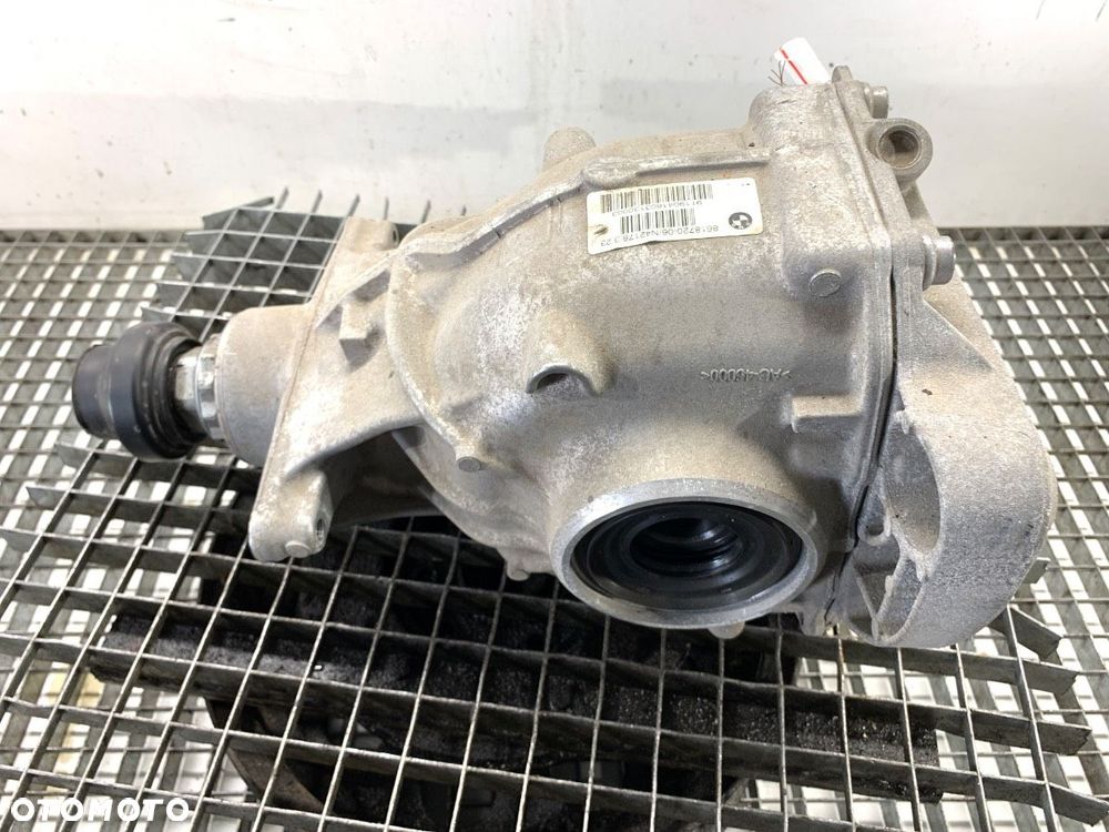 MOST DYFER TYŁ  BMW 5 (G30, F90) 2016 - 2022 530 e Plug-in-Hybrid 135 kW [184 KM] Hybryda silnik - 1