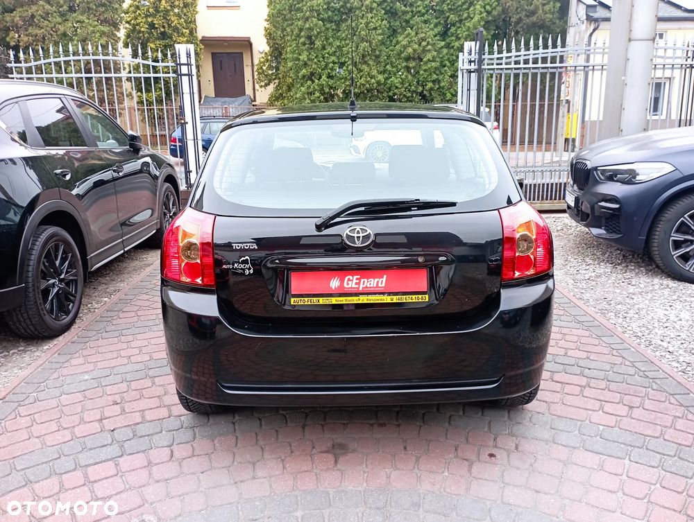 Toyota Corolla 1.6 VVT-i Sol - 5
