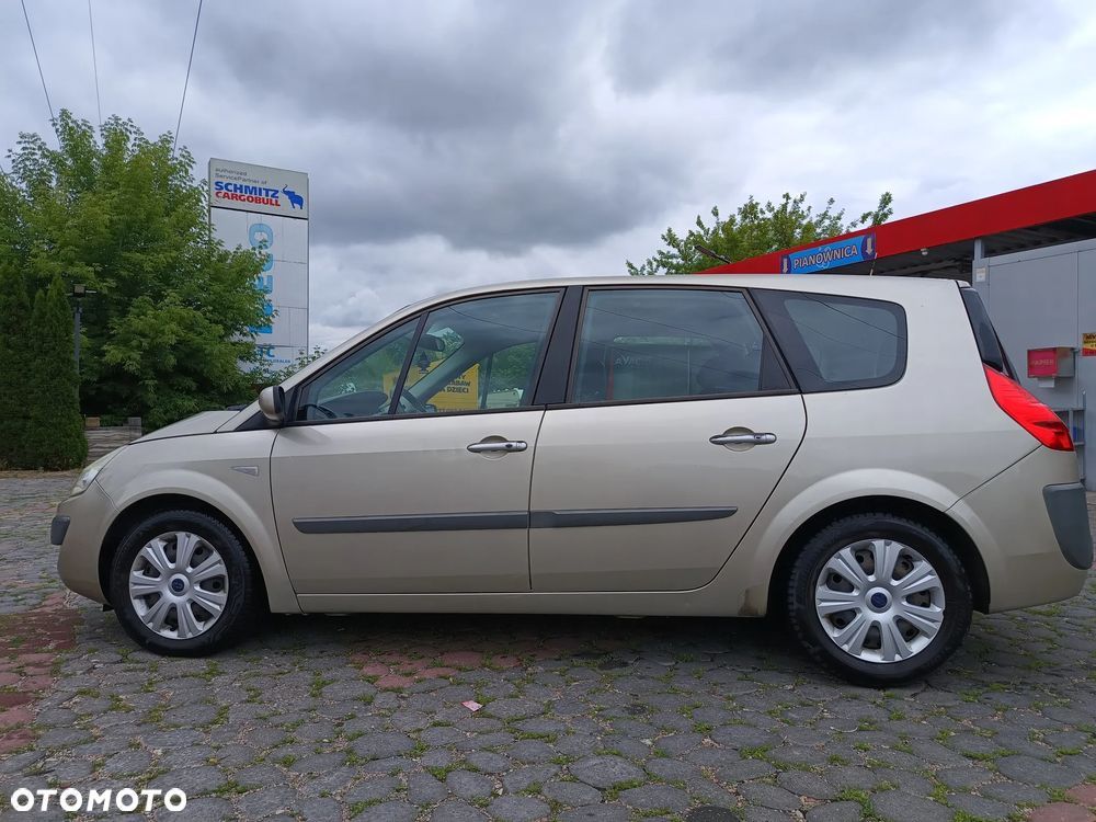 Renault Grand Scenic Gr 1.9 dCi Luxe Privilege - 3
