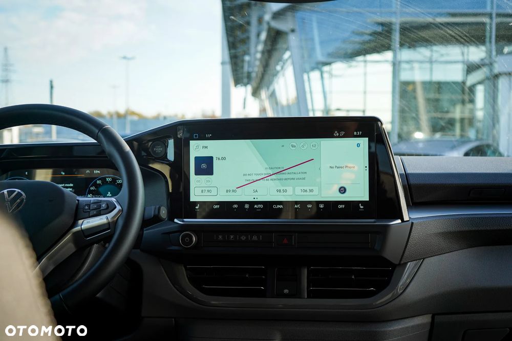 Volkswagen Caravelle 2.0 TDI L2 Life - 24