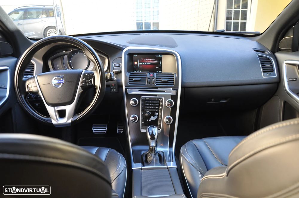 Volvo XC 60 2.0 D4 R-Design Summum Geartronic - 52