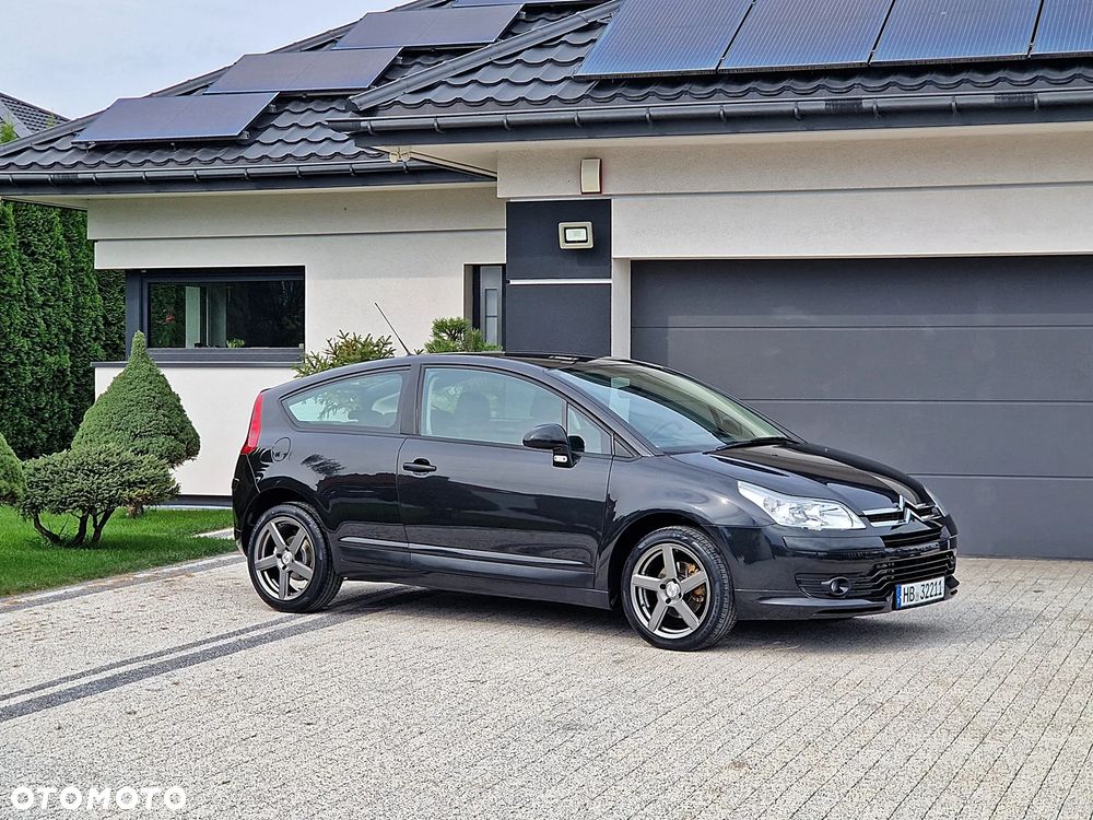 Citroën C4 1.4 16V Advance - 2
