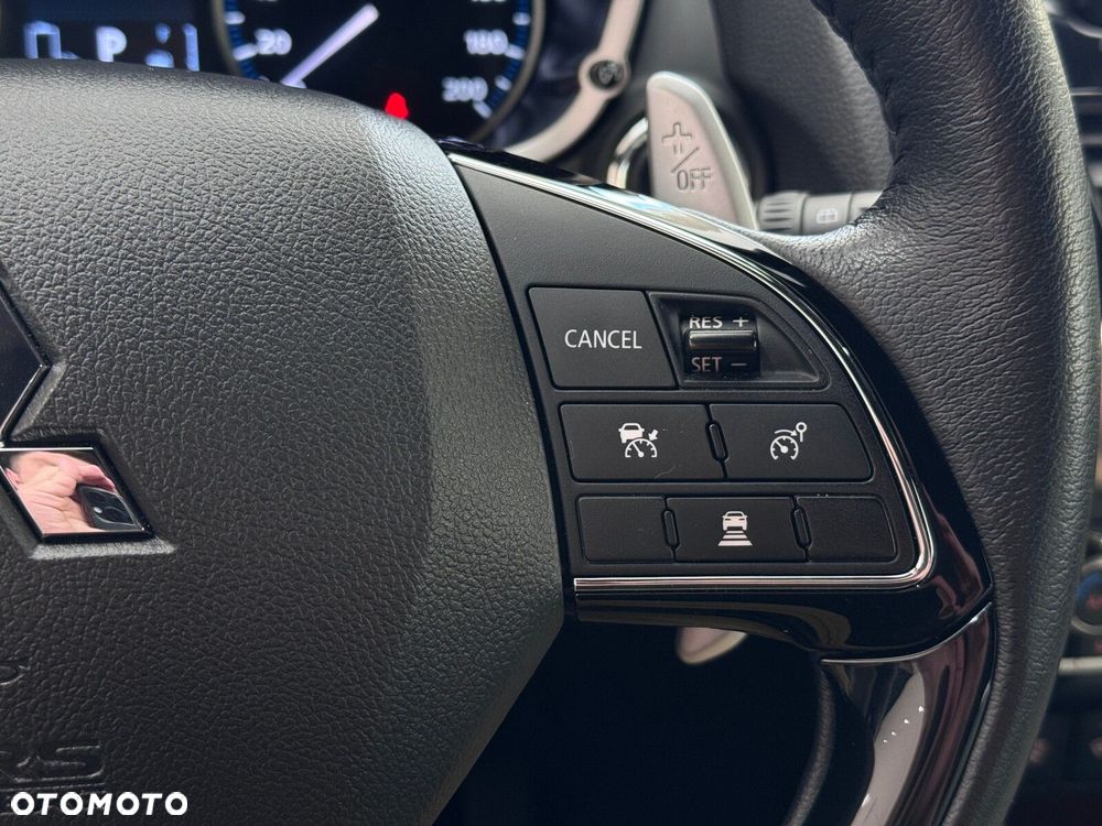 Mitsubishi Eclipse Cross - 24