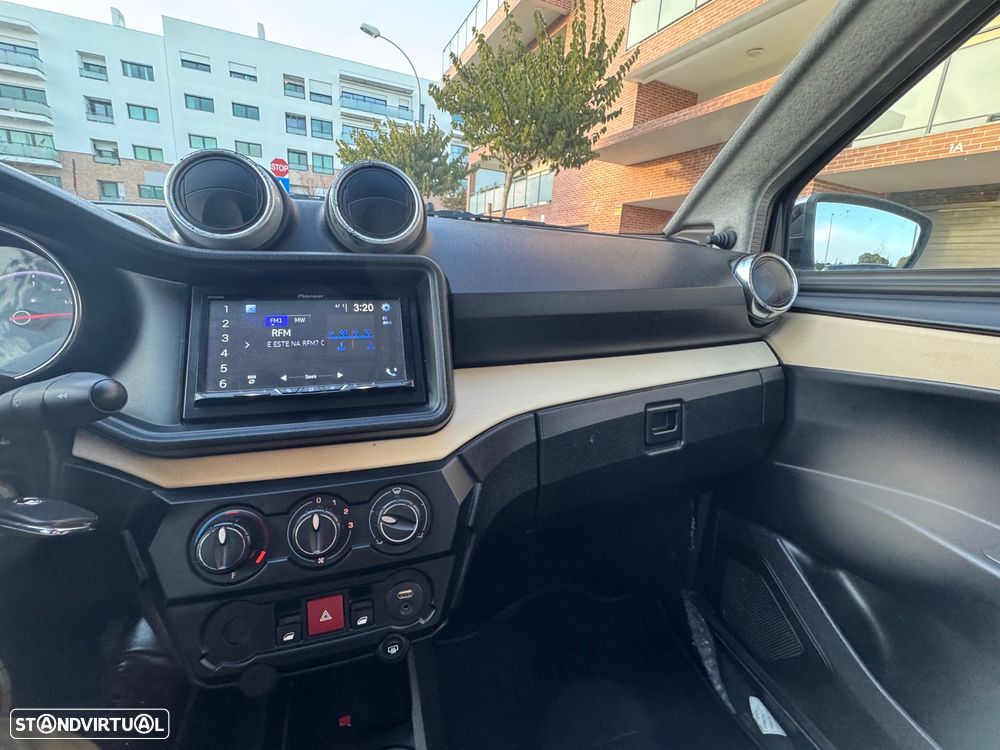 Aixam Crossline - 25