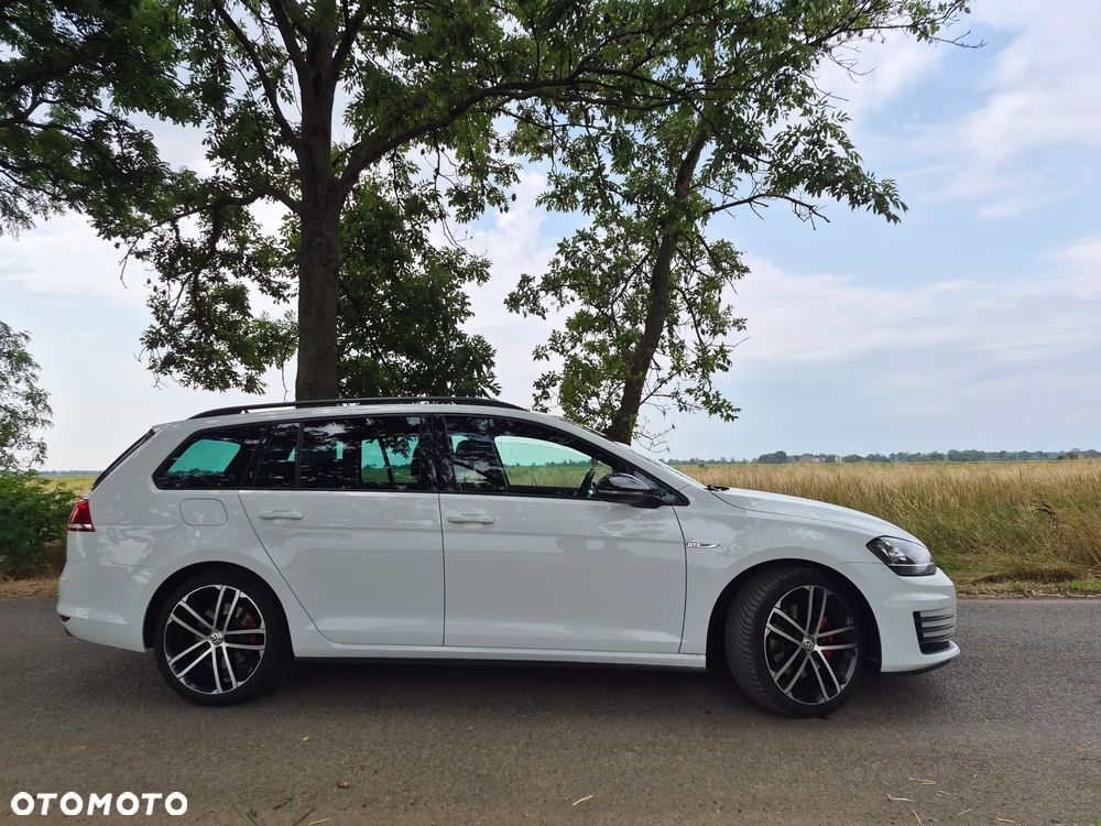 Volkswagen Golf 2.0 TDI BMT GTD DSG - 6