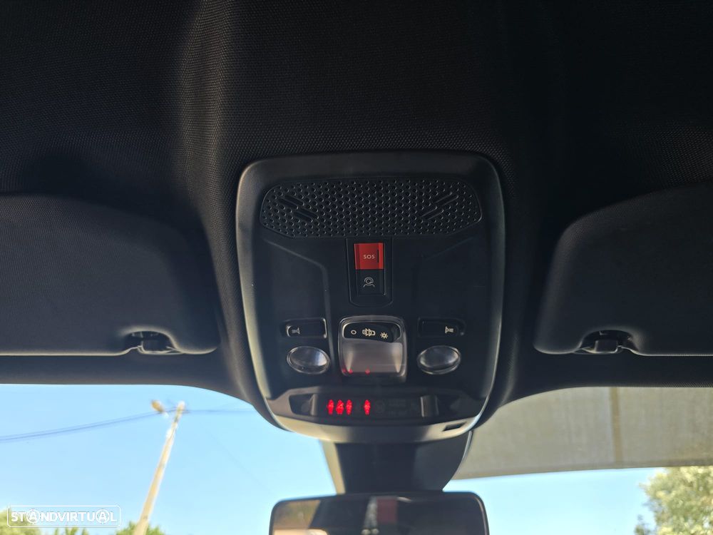 Peugeot 2008 1.2 PureTech Style - 23
