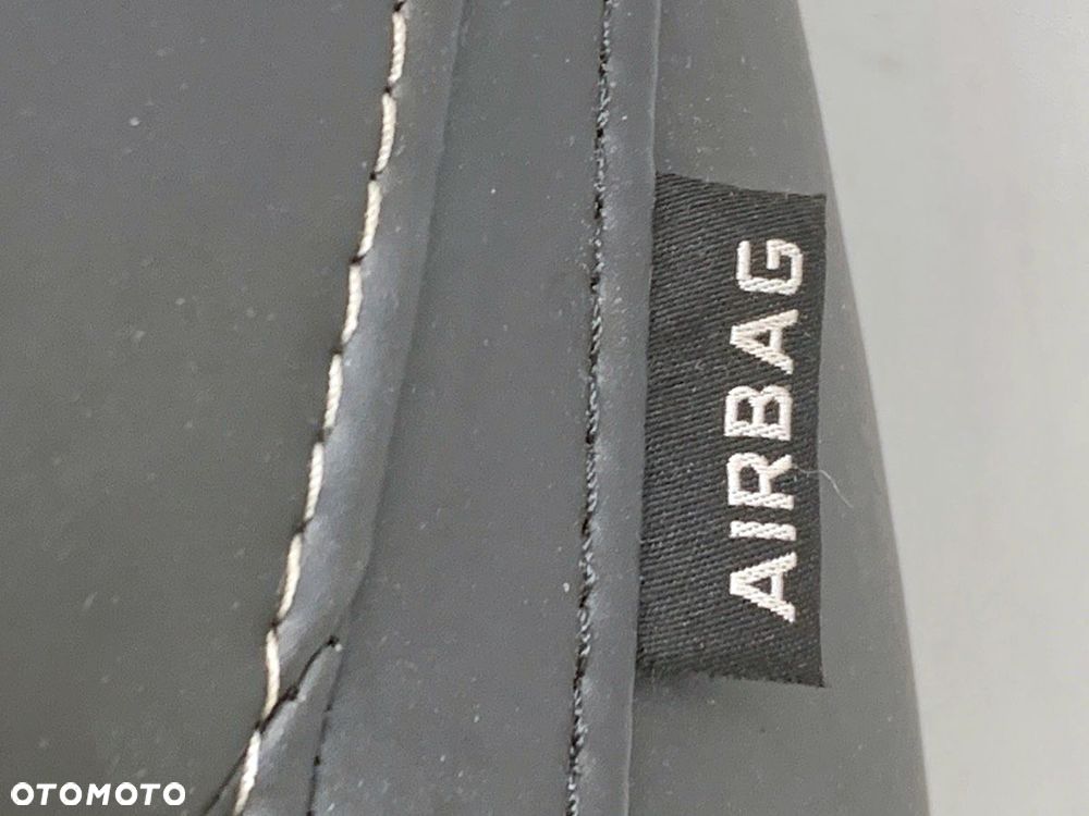 FOTEL LEWY PRZÓD  RENAULT MEGANE IV sedan 2016 - 2022 1.3 TCe 140 (LVNB) 103 kW [140 KM] benzyna - 4