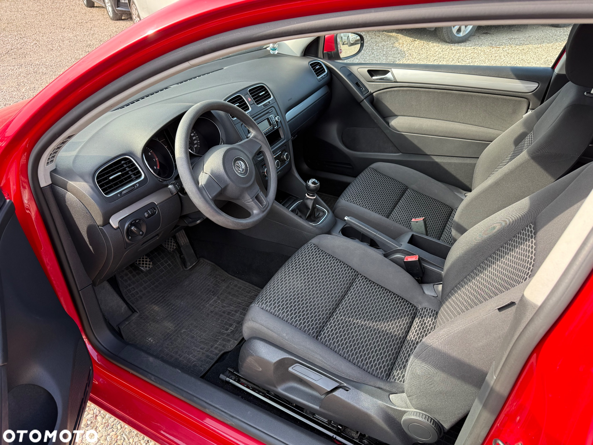 Volkswagen Golf - 17