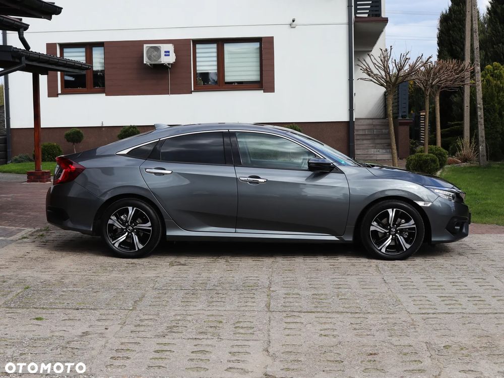 Honda Civic 1.5 i-VTEC Turbo CVT Prestige - 16
