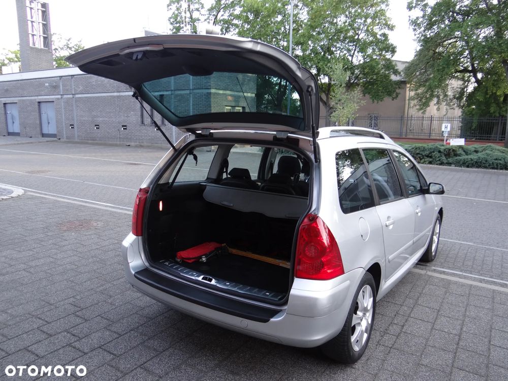 Peugeot 307 SW 110 OXYGO - 25