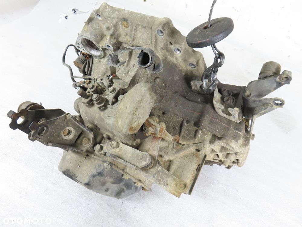 SKRZYNIA BIEGÓW TOYOTA AVENSIS II T25 2.0 VVTi - 2