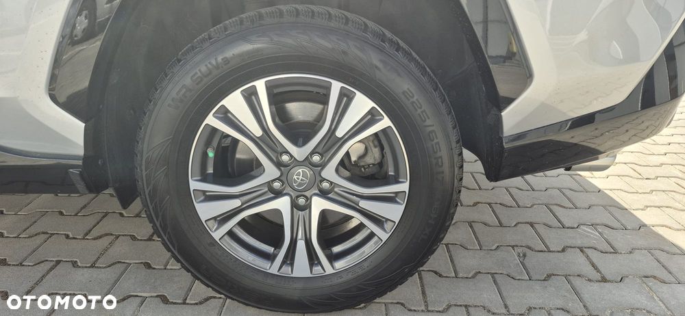 Toyota RAV4 Hybrid Selection 4x2 - 17