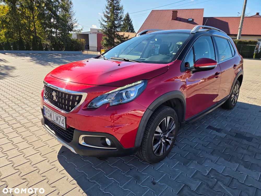 Peugeot 2008 1.2 Pure Tech Allure S&S EAT6 - 1